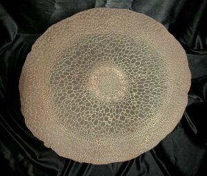 Table basse Orchidée : la rencontre de la nature et de l’artisanat